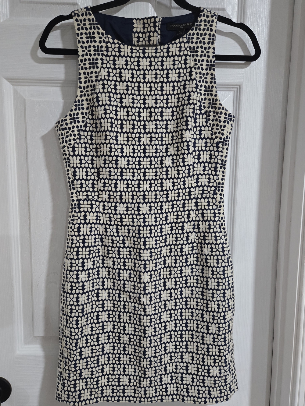 Banana Republic Navy and Cream Printed Sheath Dress